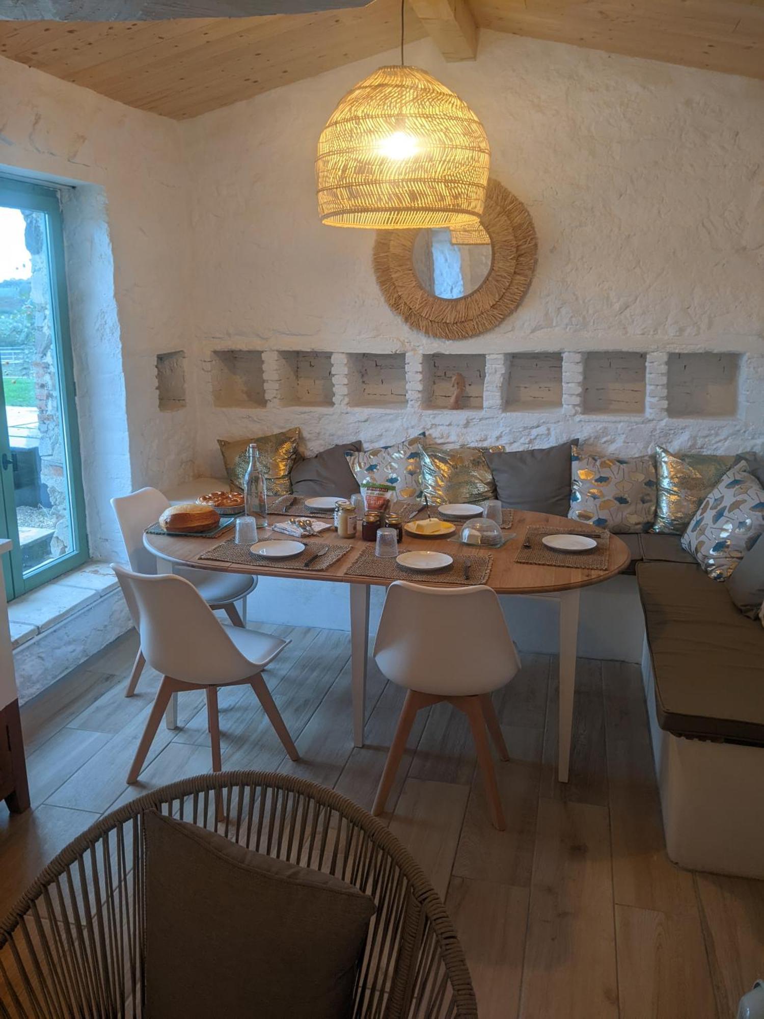 Le Moulin Du Fresne, Chambres D'Hotes Gourgé Esterno foto