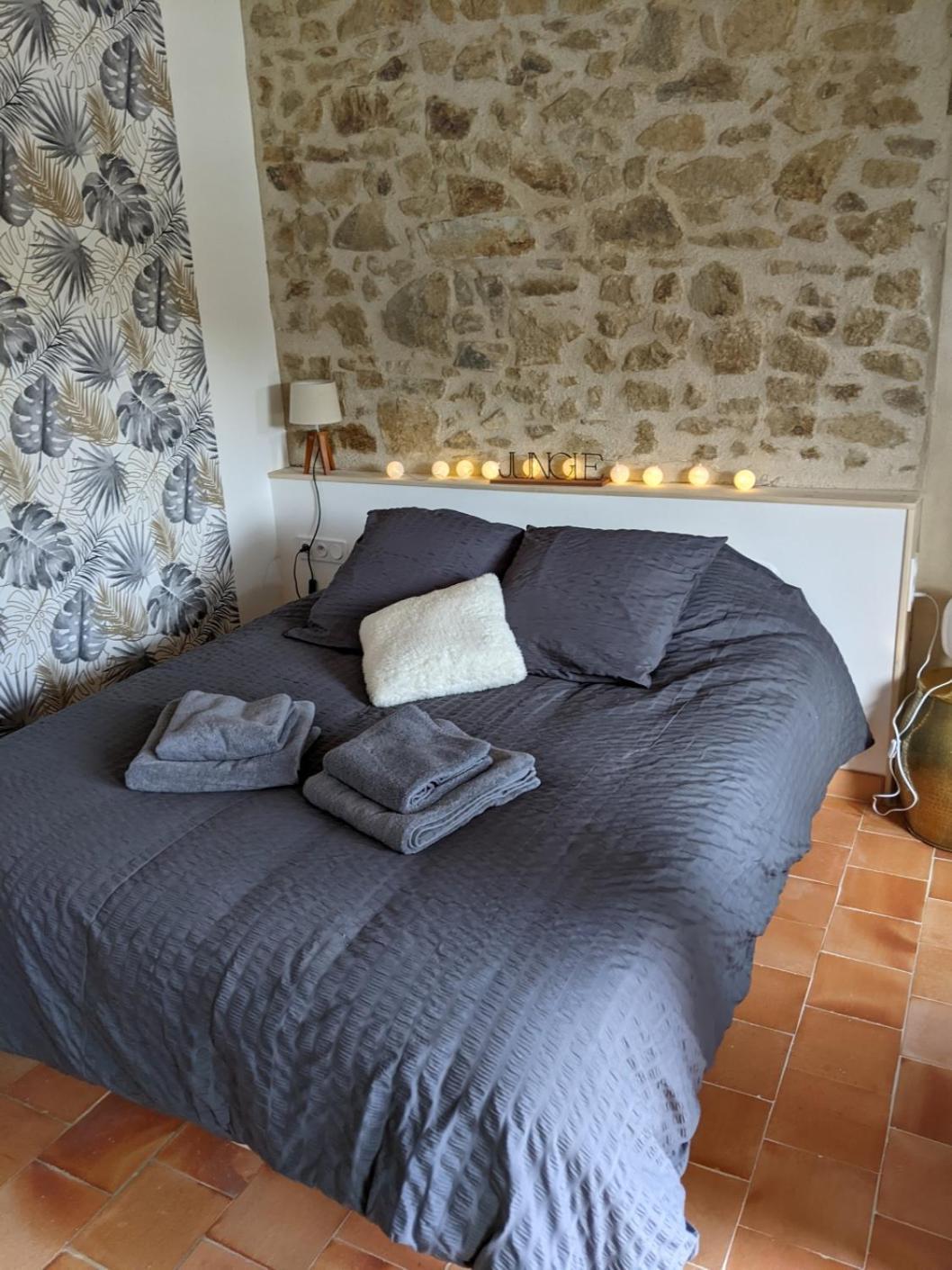 Le Moulin Du Fresne, Chambres D'Hotes Gourgé Esterno foto